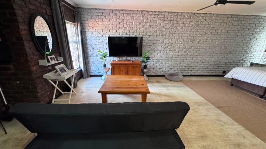 5 Bedroom Property for Sale in Royldene Northern Cape
